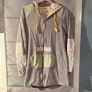 Gray Evy’s Tree Jacket with Yellow Accents